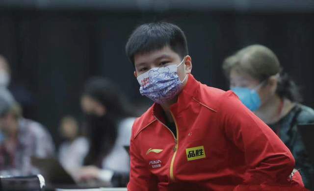 美女被草网站
